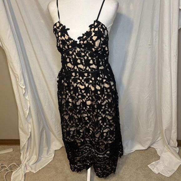 City Chic Cocktail Black Lace Spaghetti Strap Midi Dress Womens Designer - Picture 4 of 7